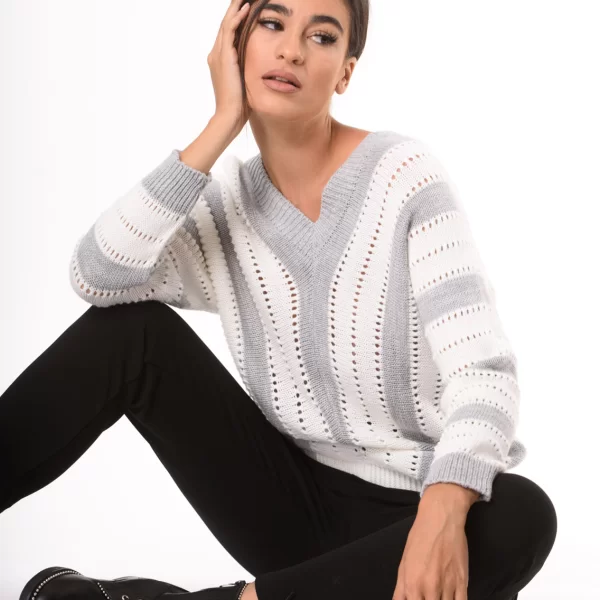 Πλεκτή Μπλούζα V Λαιμόκοψη Γκρί